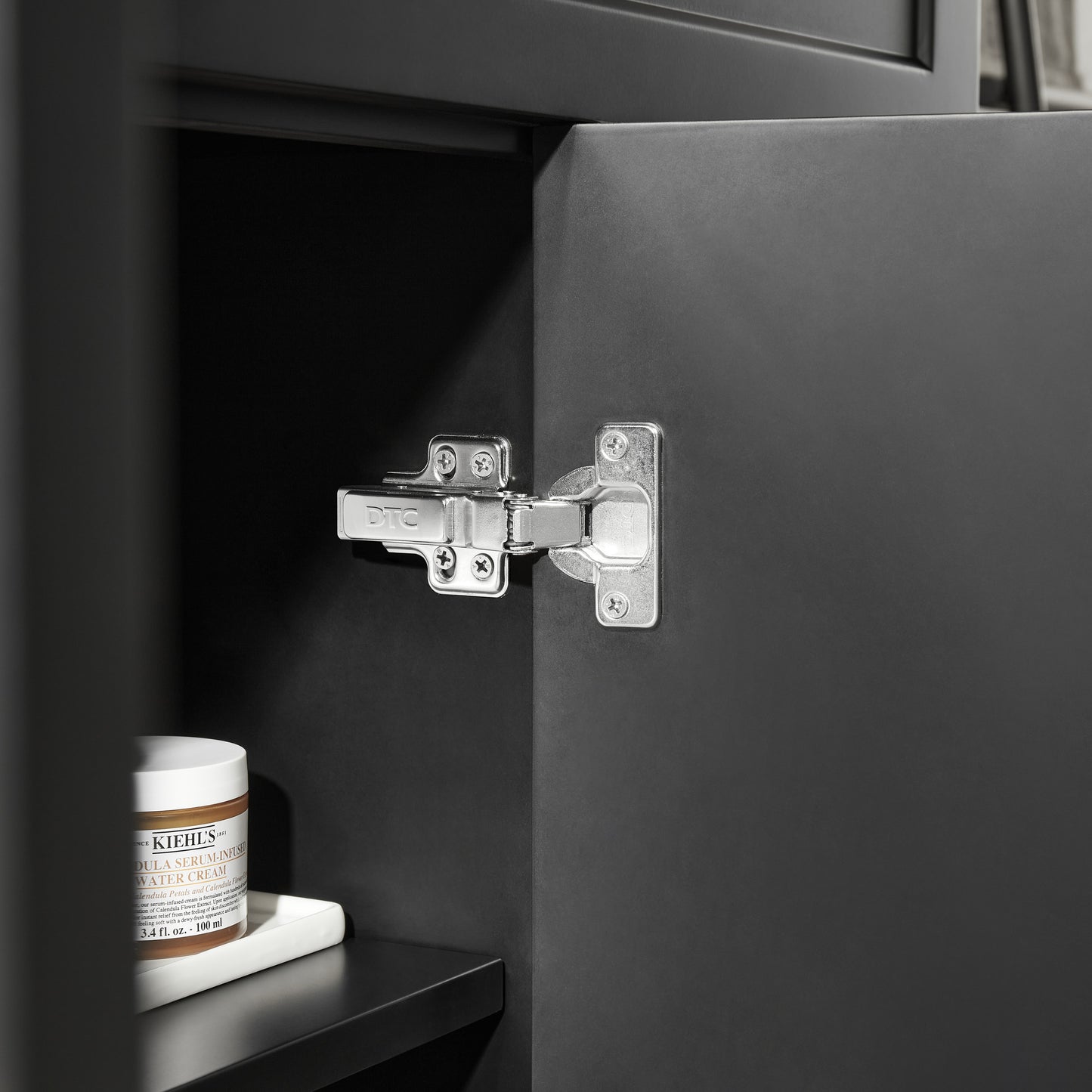 Harrington Floor PVC Cabinet  CH94RL-MB 910x465x880mm