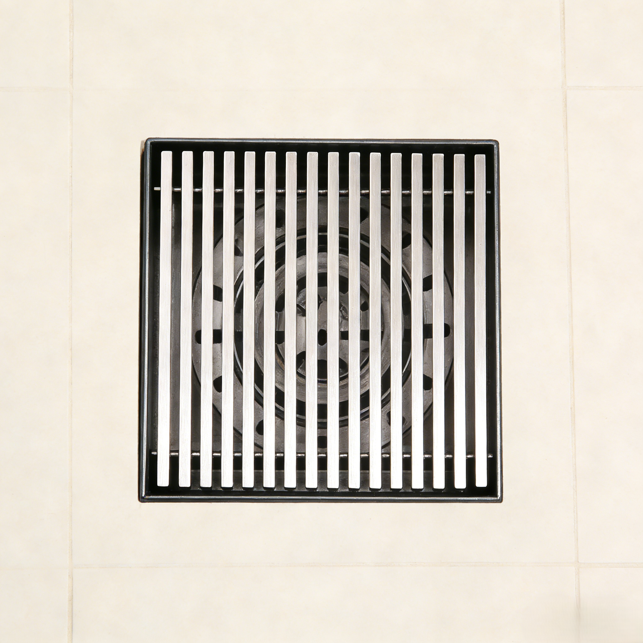 Grills square floor drain 80mm